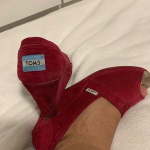 Womens TOMS red canvas open toe wedge heels